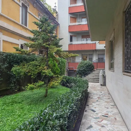 The Rent - One-bedroom With A Terrace In Corso Sempione Apartamento *