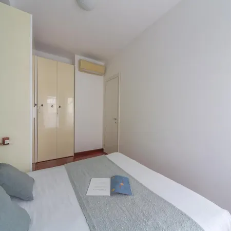 The Rent - One-bedroom With A Terrace In Corso Sempione 아파트 밀라노